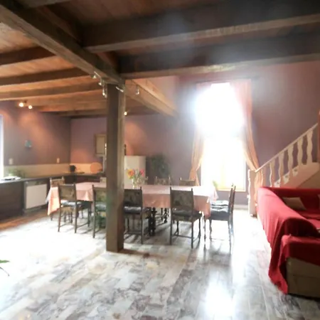 Maison Spacieuse Au Coeur De Avec Jardin