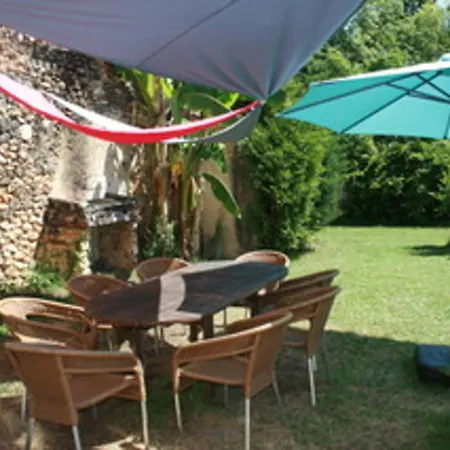 Maison Spacieuse Au Coeur De Avec Jardin Holiday home *